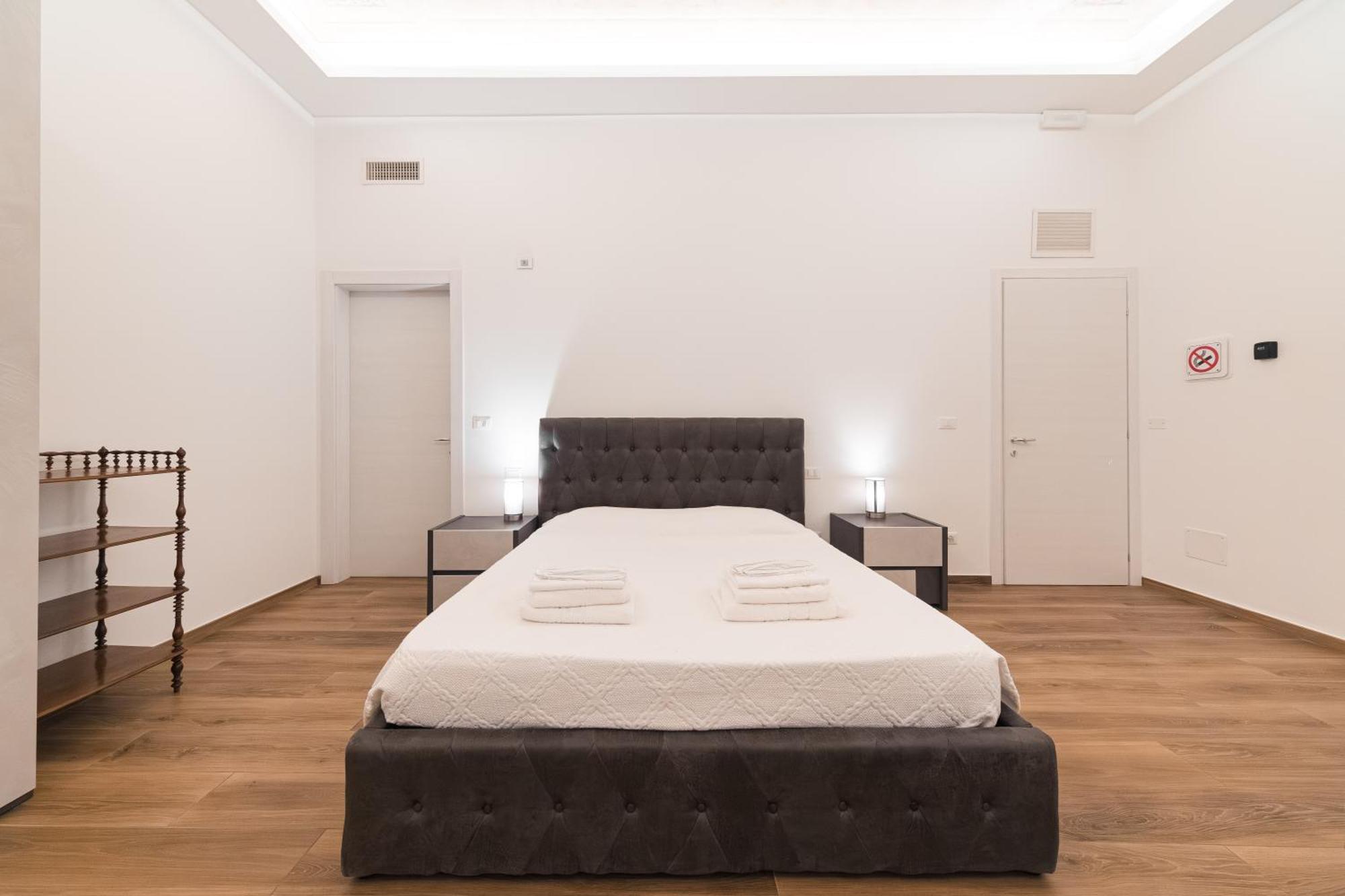 New - Venturini Suites In Bologna Centre Eksteriør billede